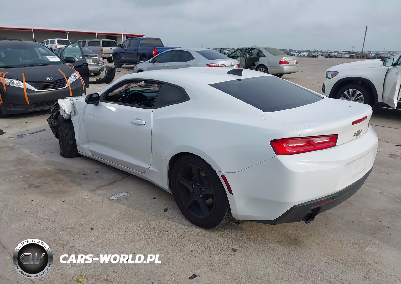 2018 Chevrolet Camaro 1Lt VIN:1G1FB1RX8J0169896 - 3