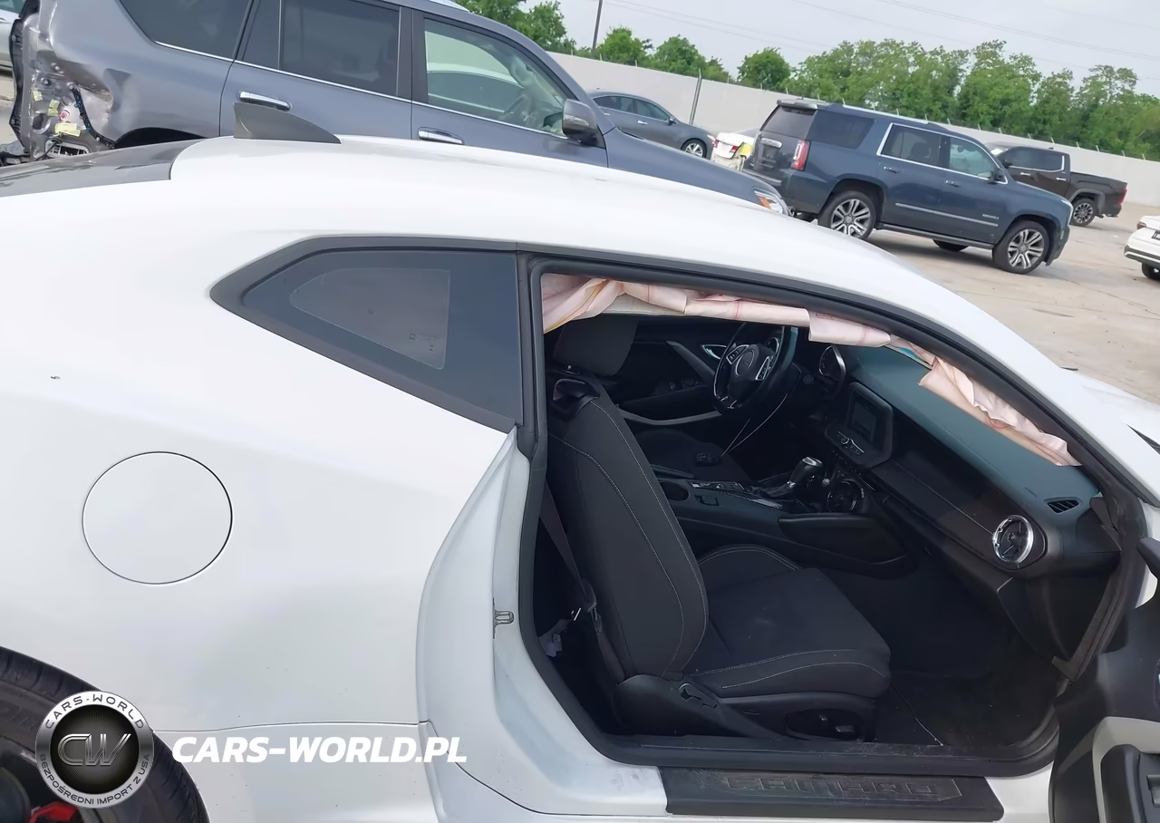 2018 Chevrolet Camaro 1Lt VIN:1G1FB1RX8J0169896 - 5