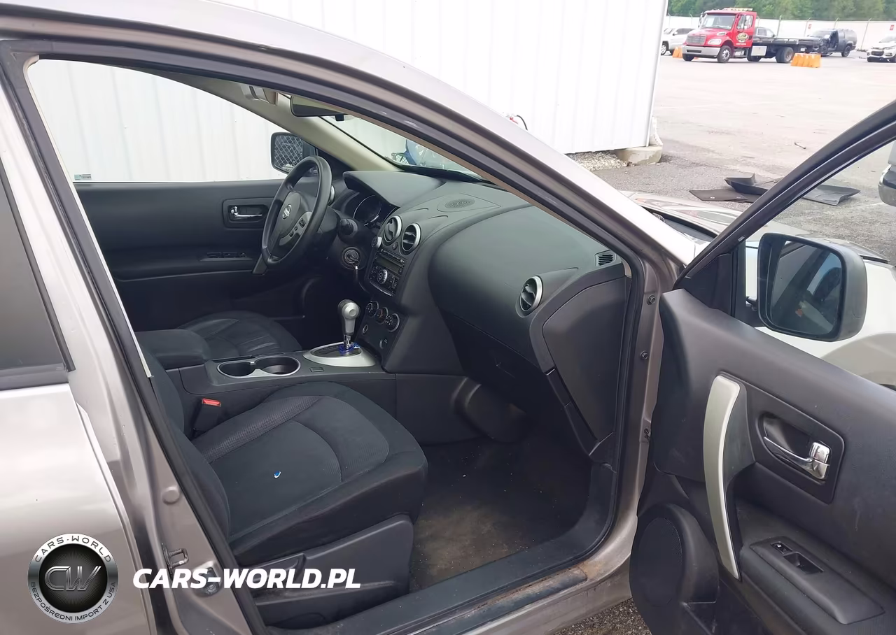 2013 Nissan Rogue S VIN:JN8AS5MT2DW519834 - 5
