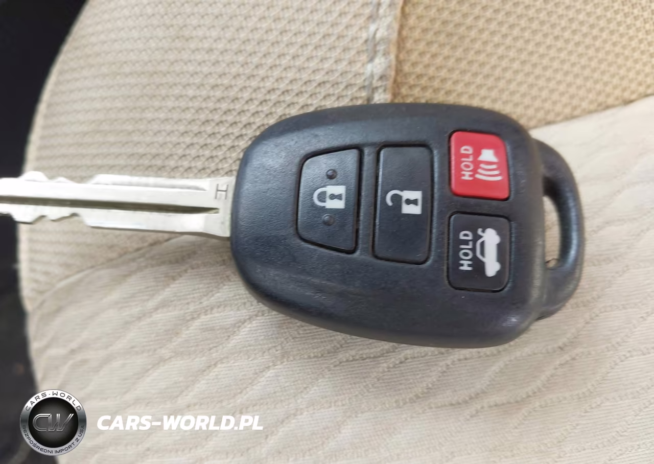 2017 Toyota Corolla Le VIN:2T1BURHE1HC869385 - 11