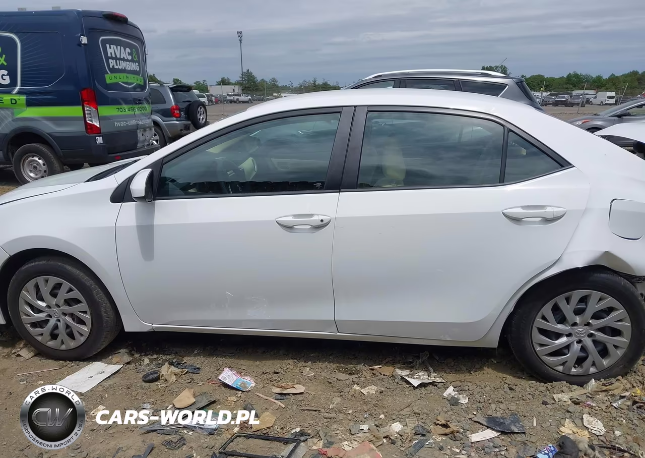 2017 Toyota Corolla Le VIN:2T1BURHE1HC869385 - 15
