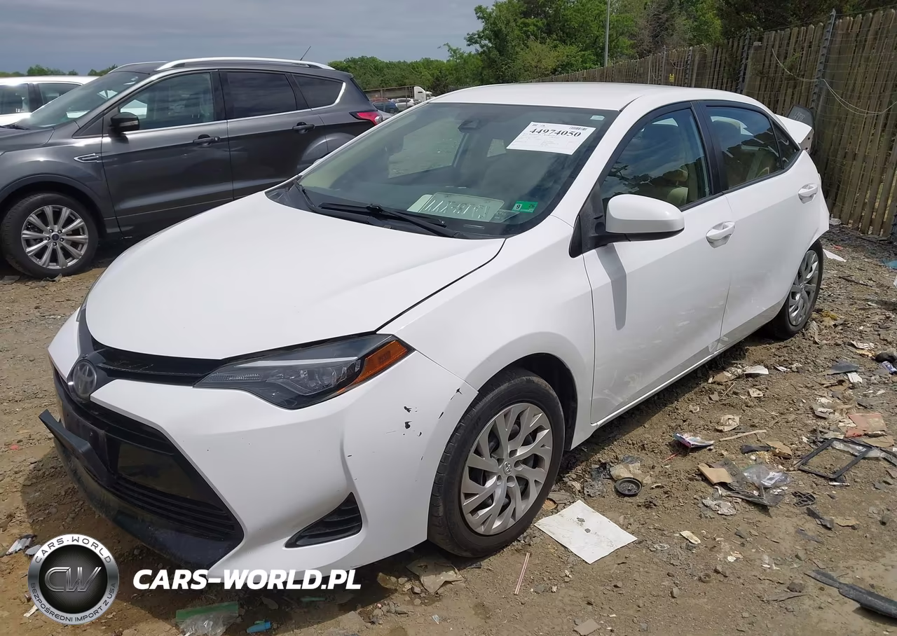 2017 Toyota Corolla Le VIN:2T1BURHE1HC869385 - 2