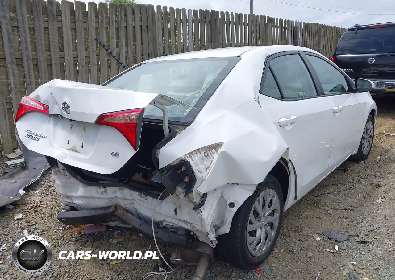 2017 Toyota Corolla Le VIN:2T1BURHE1HC869385 - 4