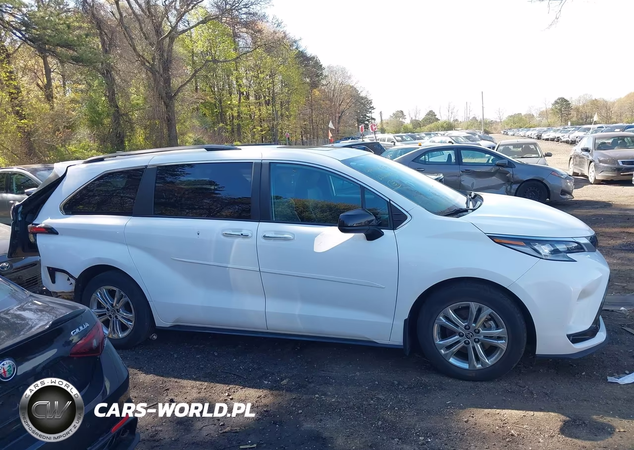 2022 Toyota Sienna Xse VIN:5TDDSKFC3NS073652 - 13