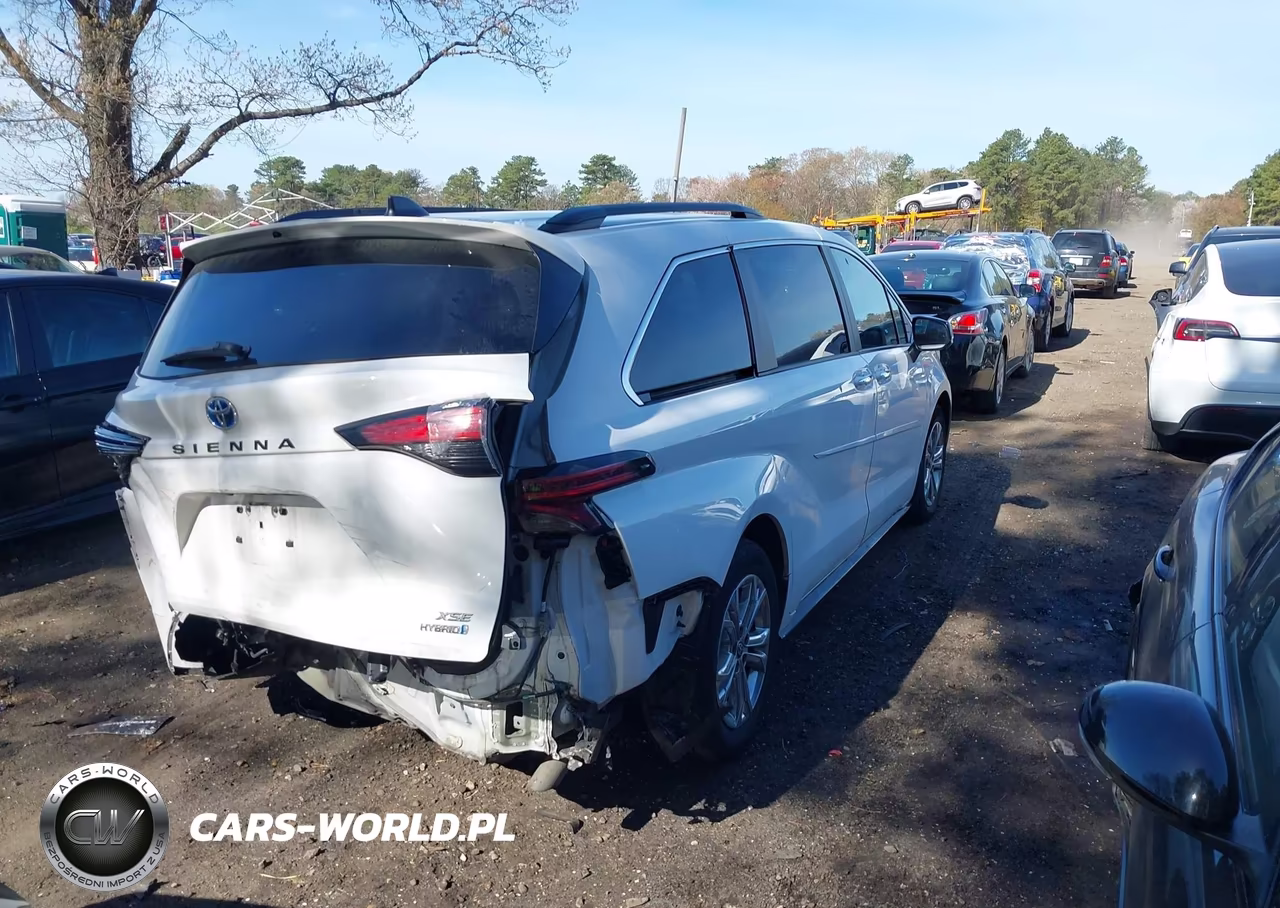 2022 Toyota Sienna Xse VIN:5TDDSKFC3NS073652 - 4