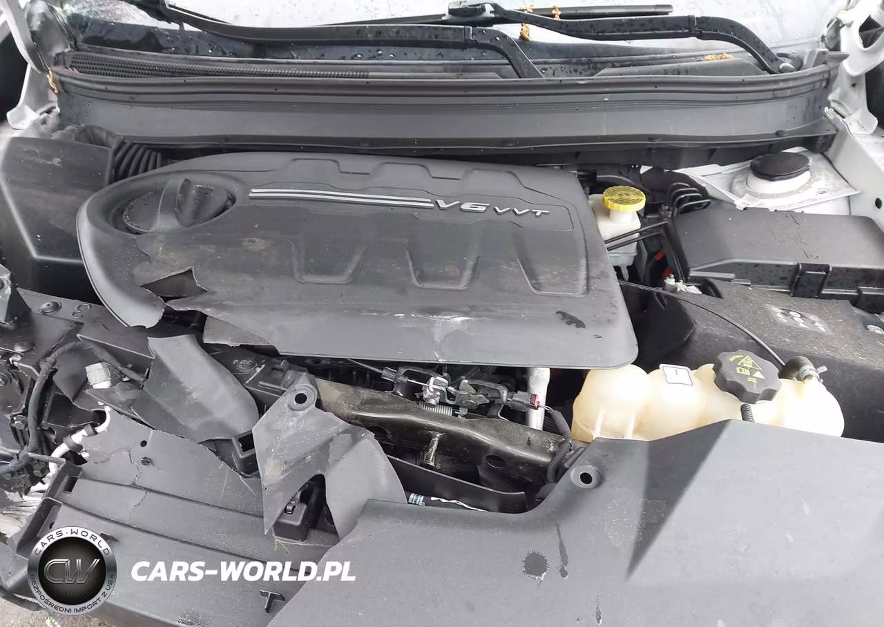 2020 Jeep Cherokee Latitude Plus 4X4 VIN:1C4PJMLX0LD642906 - 10