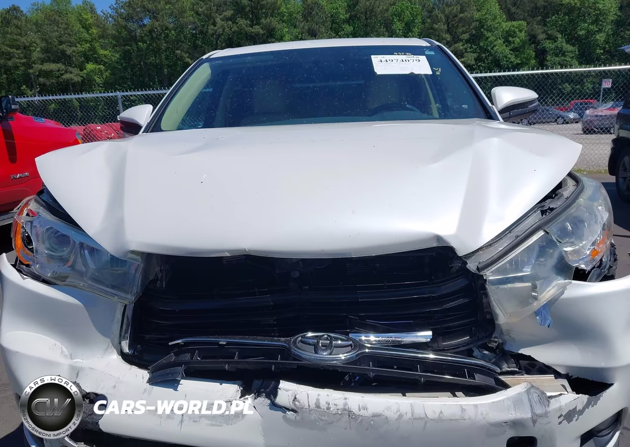 2014 Toyota Highlander Le Plus V6 VIN:5TDZKRFH6ES035004 - 12