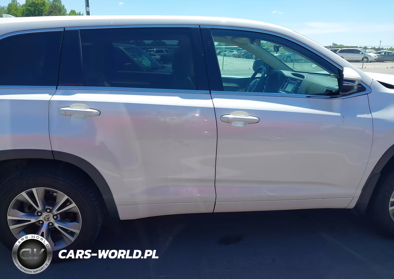 2014 Toyota Highlander Le Plus V6 VIN:5TDZKRFH6ES035004 - 13