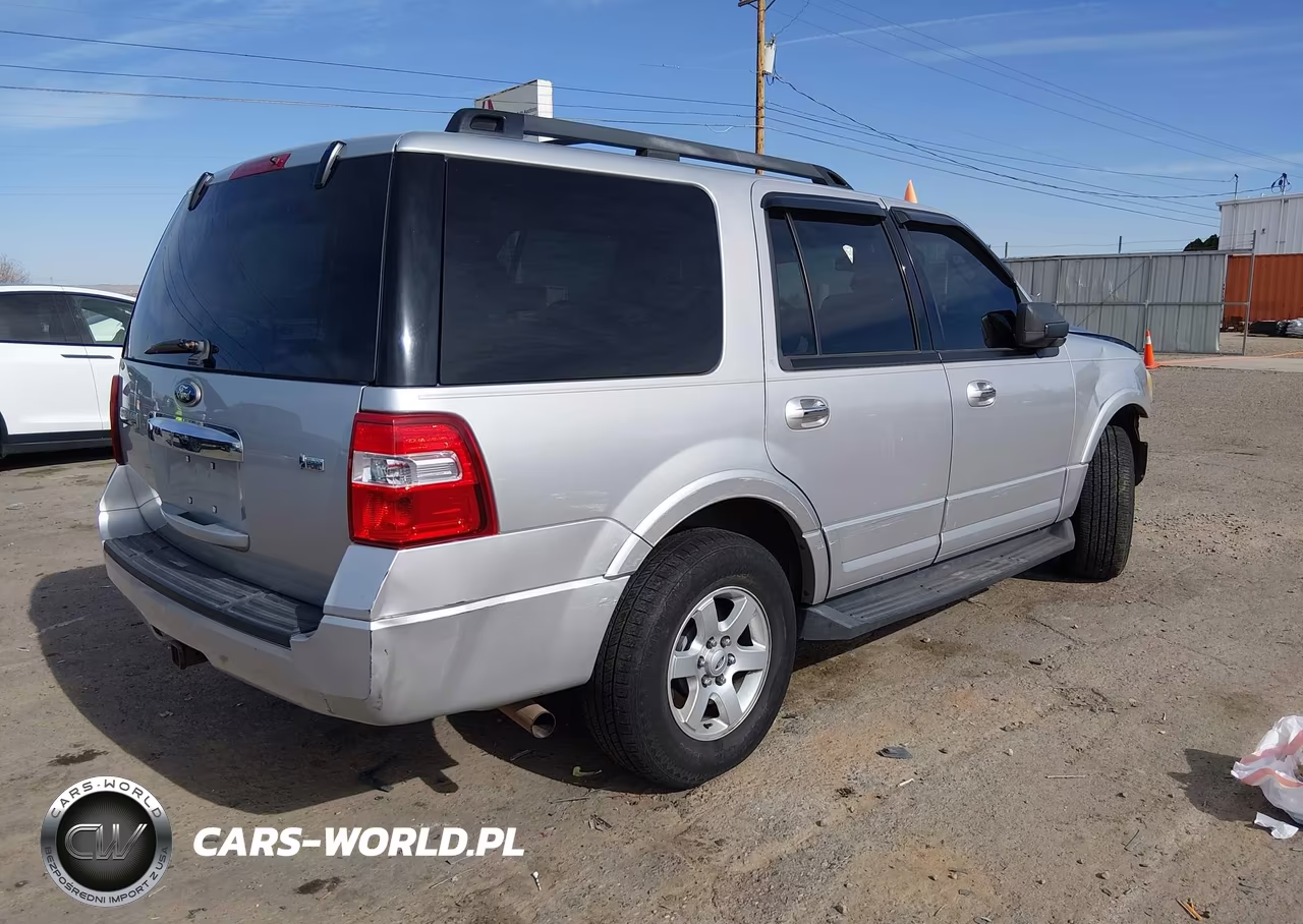 2010 Ford Expedition Xlt VIN:1FMJU1F57AEB60653 - 4