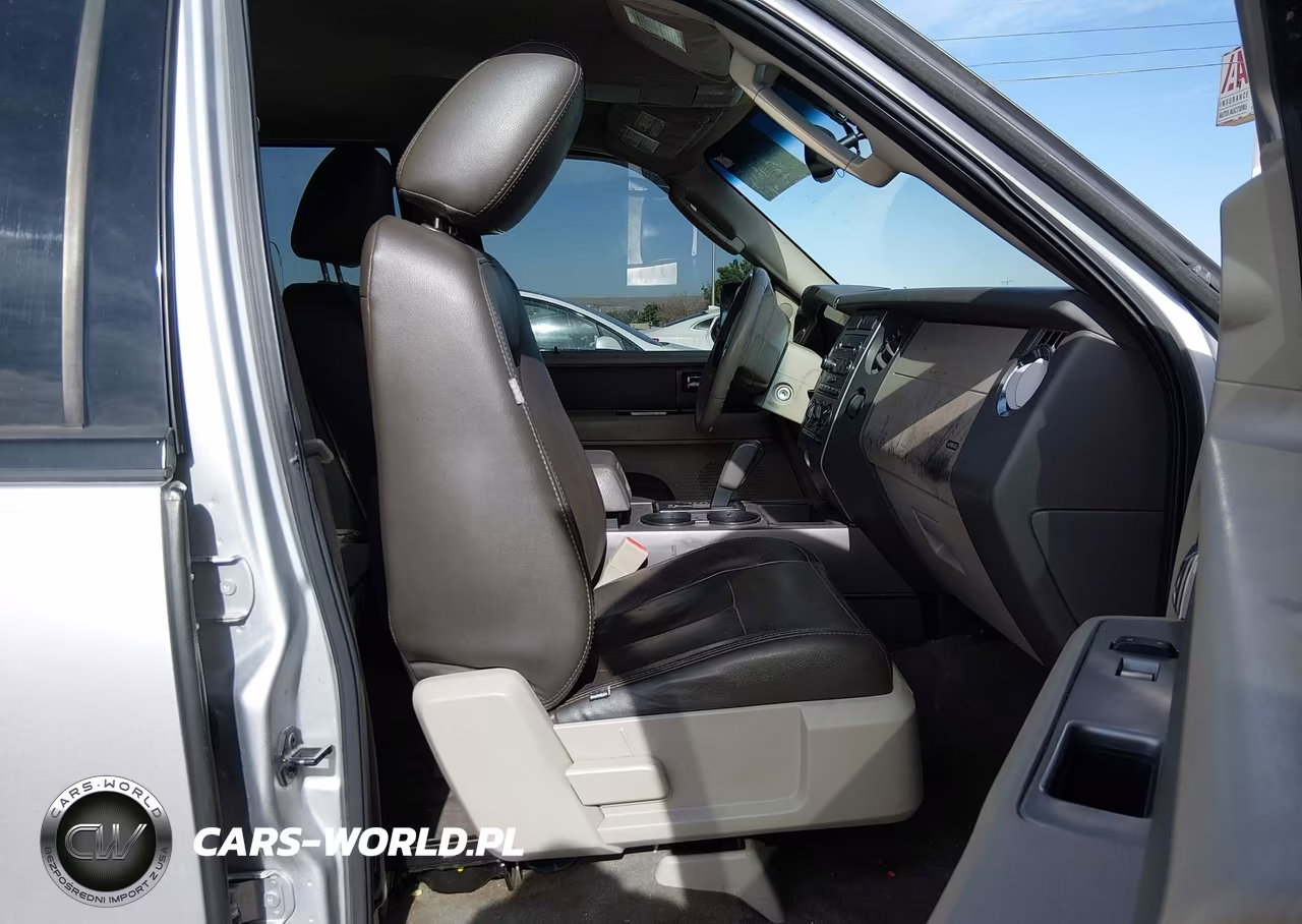 2010 Ford Expedition Xlt VIN:1FMJU1F57AEB60653 - 5