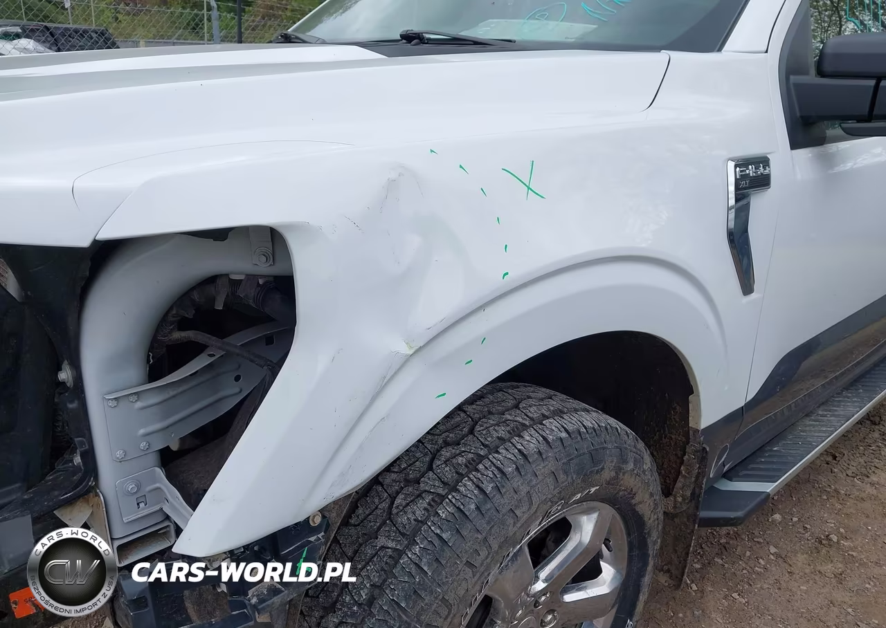 2022 Ford F-150 Xlt VIN:1FTFW1E54NFB23453 - 17