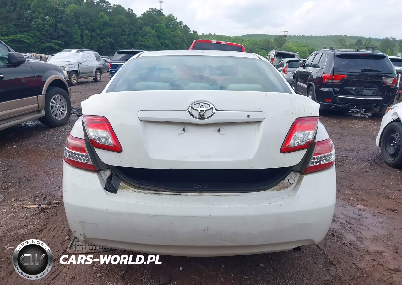 2011 Toyota Camry VIN:4T1BF3EK2BU639281 - 17