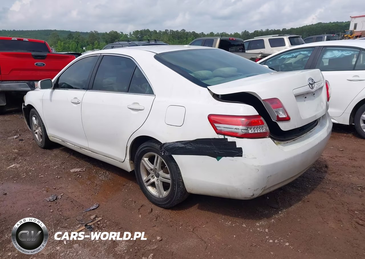 2011 Toyota Camry VIN:4T1BF3EK2BU639281 - 3
