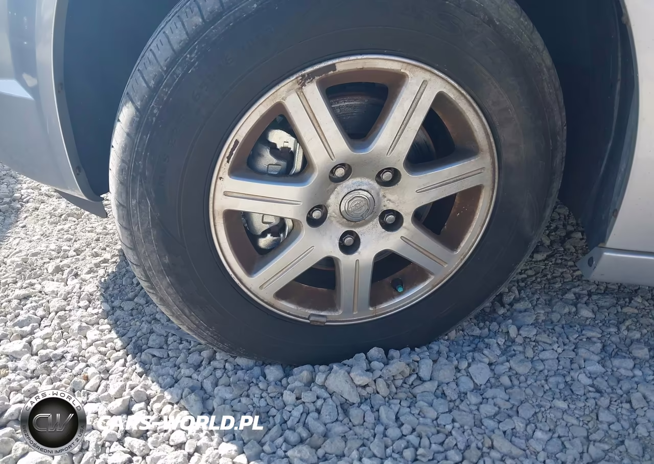 2010 Chrysler Town & Country Touring VIN:2A4RR5D16AR150323 - 17