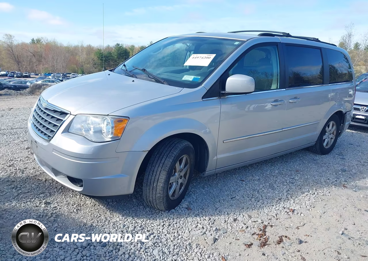 2010 Chrysler Town & Country Touring VIN:2A4RR5D16AR150323 - 2
