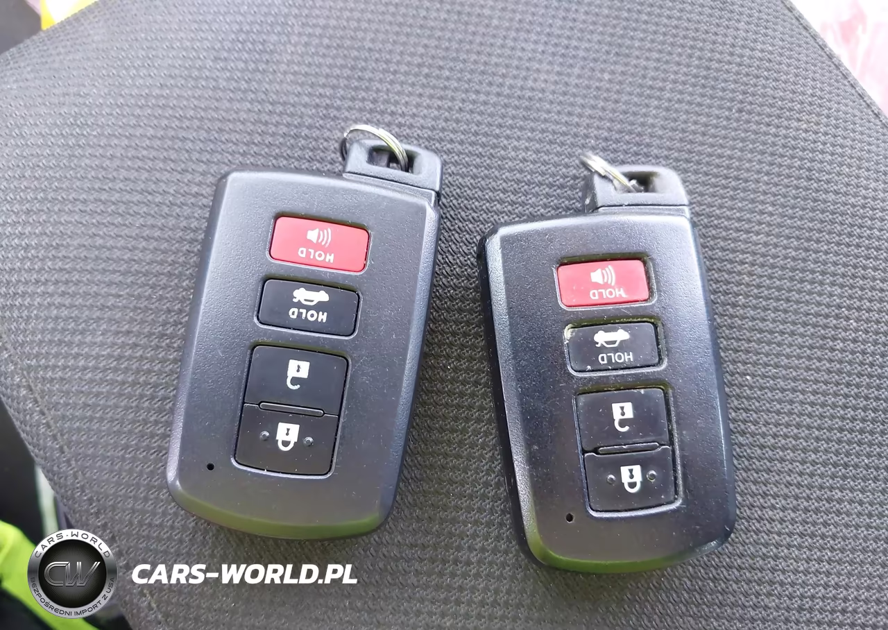 2018 Toyota Corolla Xse VIN:5YFBURHE2JP762190 - 11