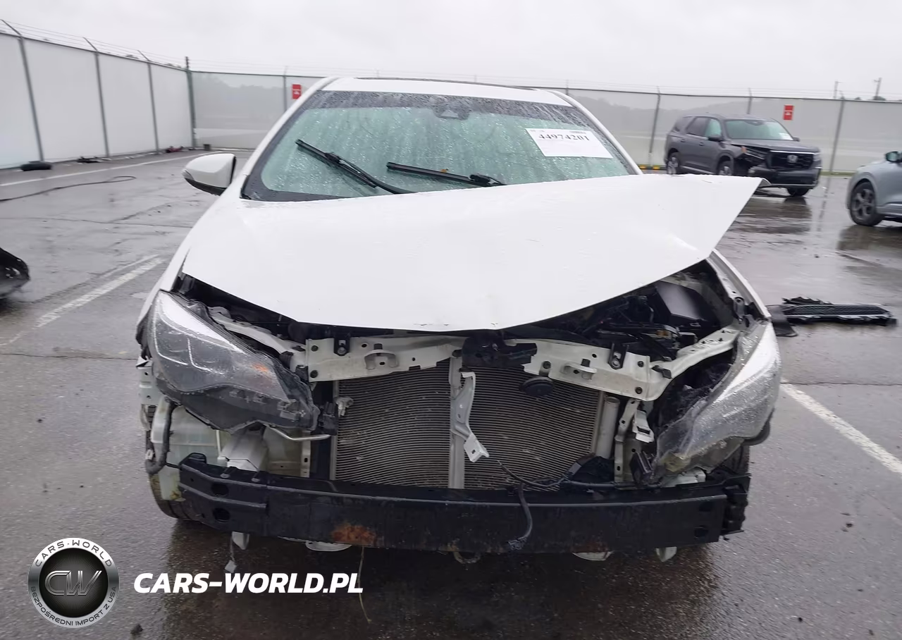 2018 Toyota Corolla Xse VIN:5YFBURHE2JP762190 - 12