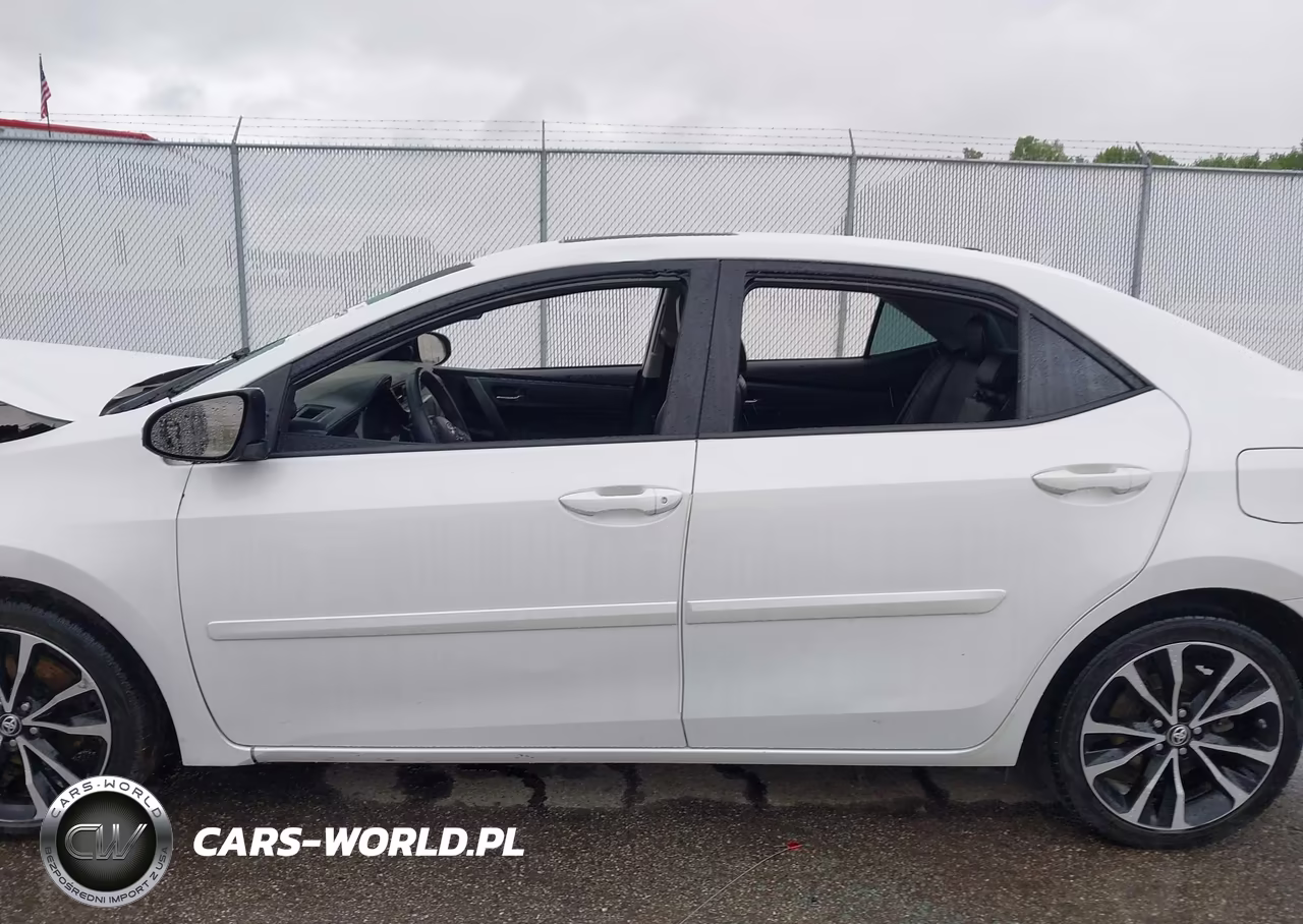 2018 Toyota Corolla Xse VIN:5YFBURHE2JP762190 - 14