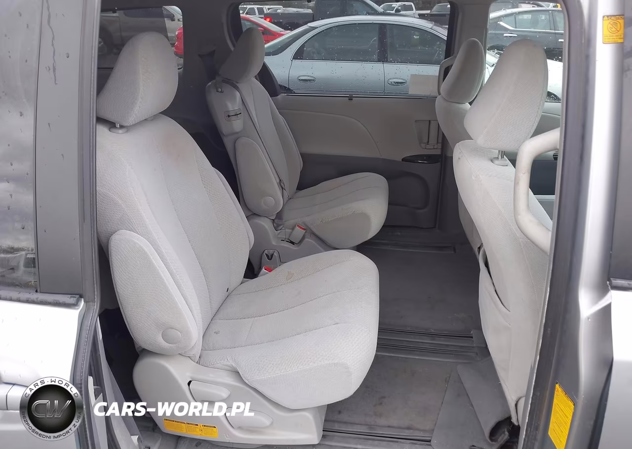2011 Toyota Sienna Le VIN:5TDKK3DC0BS035453 - 8