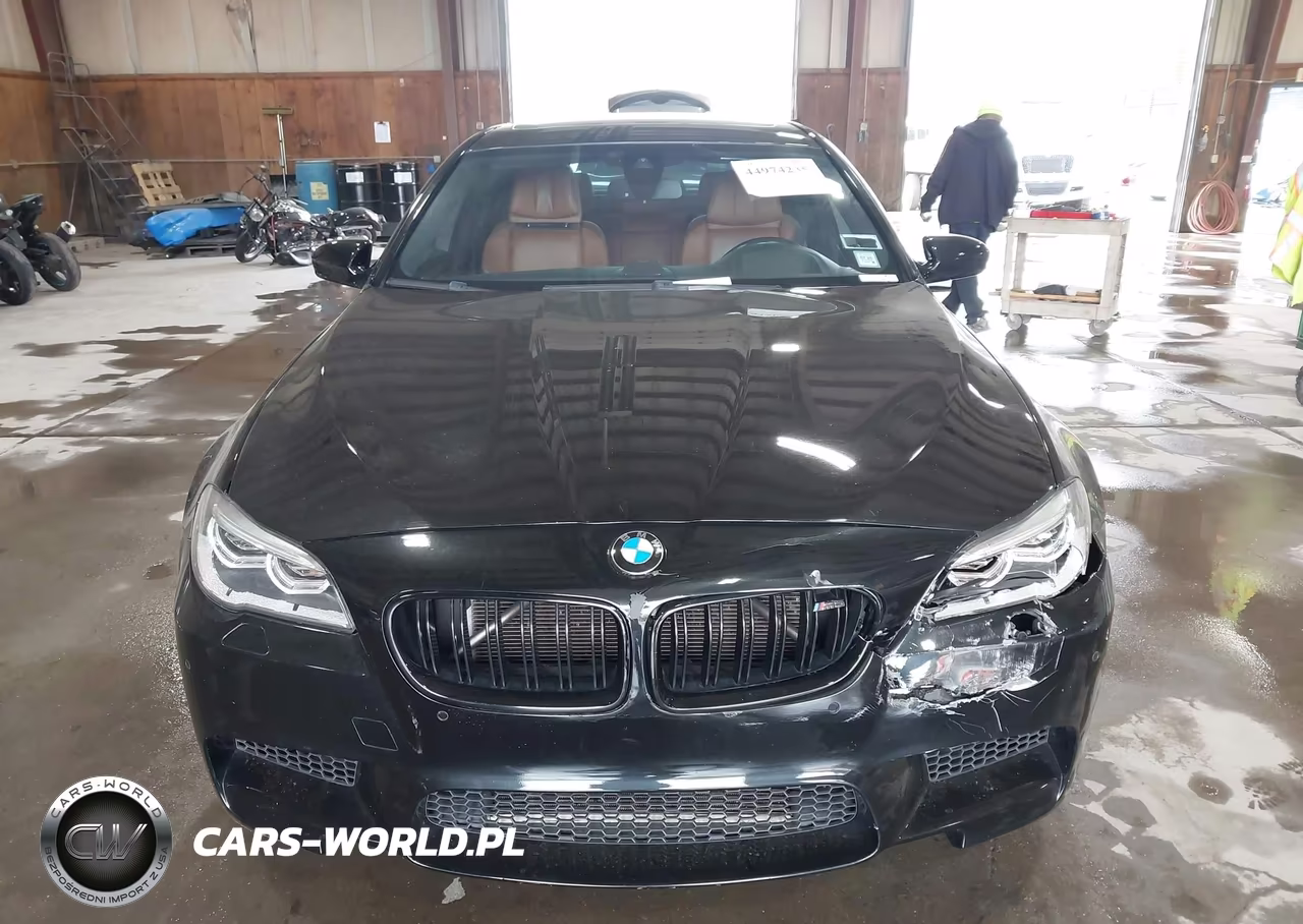 2015 BMW M5 VIN:WBSFV9C54FD594917 - 12