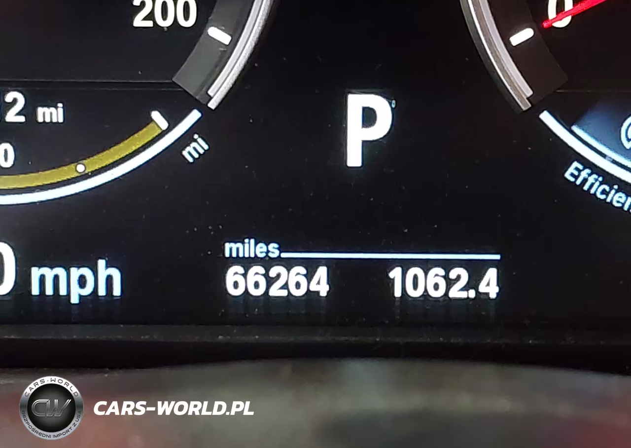 2015 BMW M5 VIN:WBSFV9C54FD594917 - 15
