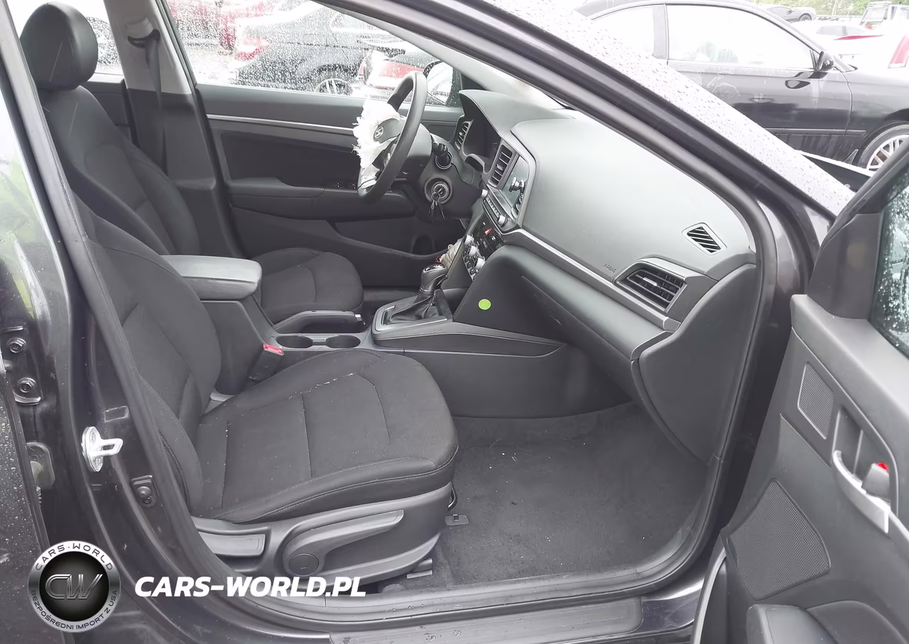 2020 Hyundai Elantra Sel VIN:5NPD84LF7LH582350 - 5