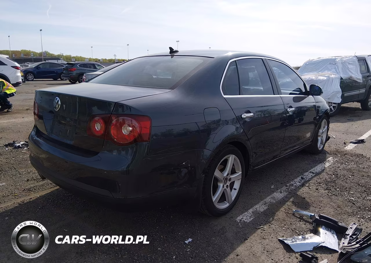 2010 Volkswagen Jetta Se VIN:3VWRZ7AJ2AM057325 - 4