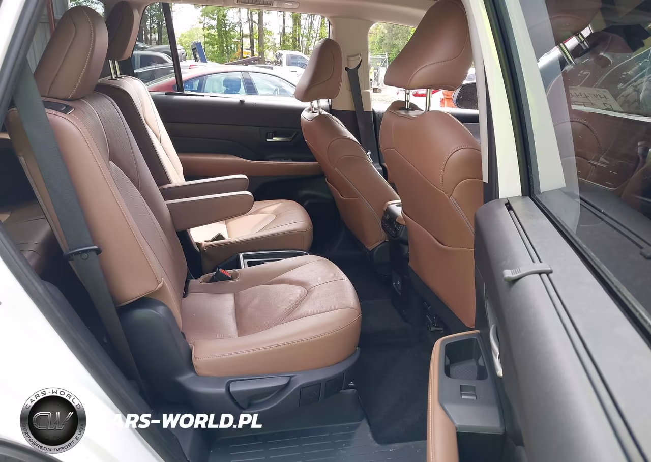 2024 Toyota Grand Highlander Platinum VIN:5TDAAAB50RS019142 - 8