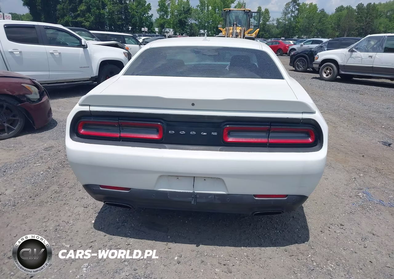 2015 Dodge Challenger Sxt VIN:2C3CDZAG1FH702063 - 16