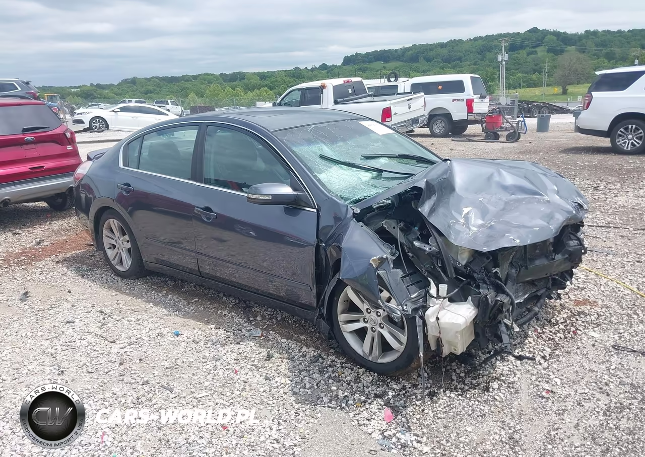 2012 Nissan Altima 3.5 Sr – zdjęcie 1 z 17