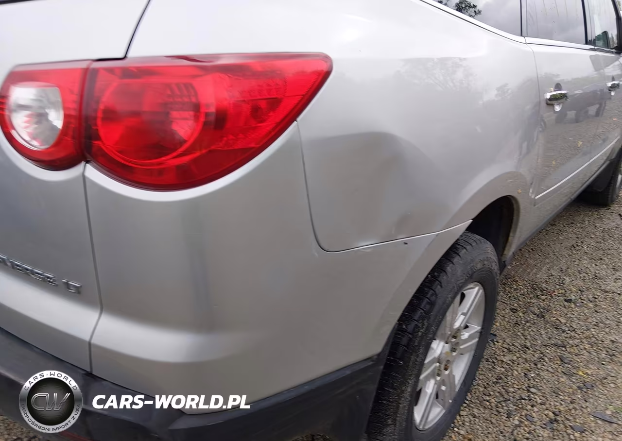 2010 Chevrolet Traverse Lt VIN:1GNLRFED4AS131544 - 18
