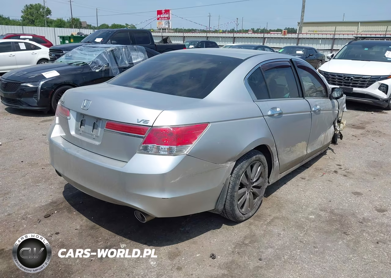 2011 Honda Accord 3.5 Ex VIN:1HGCP3F78BA012698 - 4