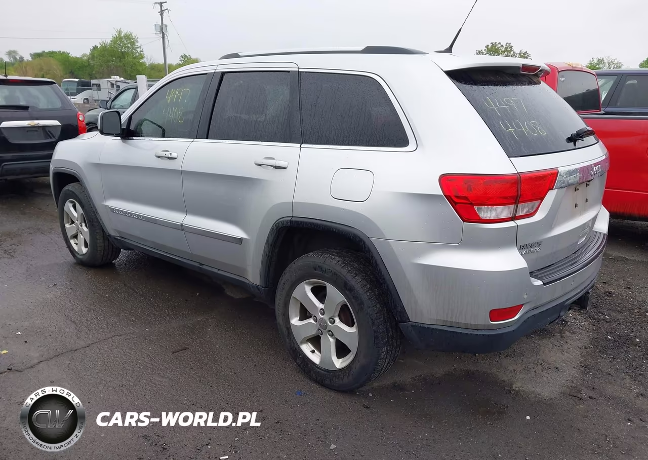 2011 Jeep Grand Cherokee Laredo VIN:1J4RS4GG2BC505674 - 3