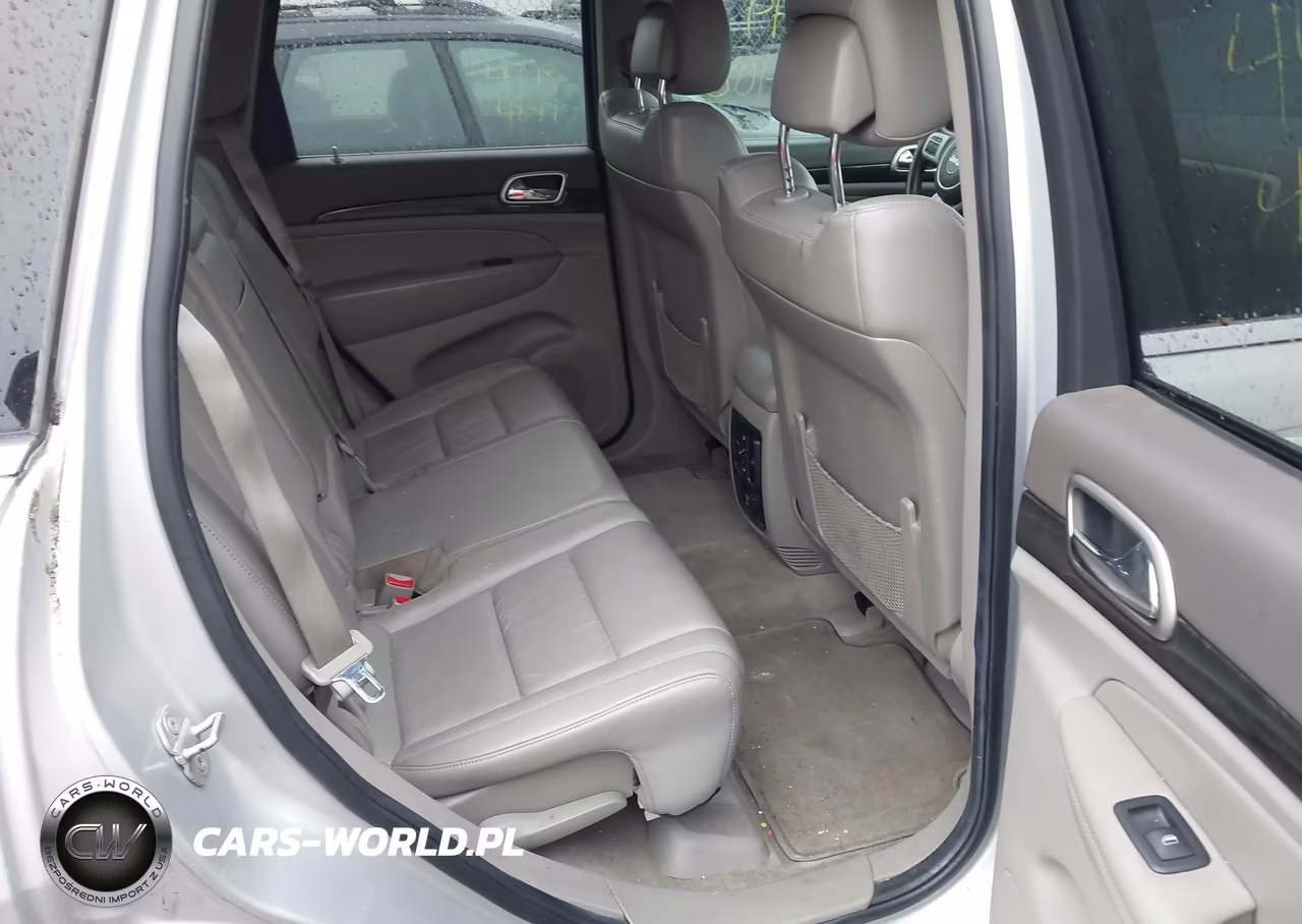 2011 Jeep Grand Cherokee Laredo VIN:1J4RS4GG2BC505674 - 8