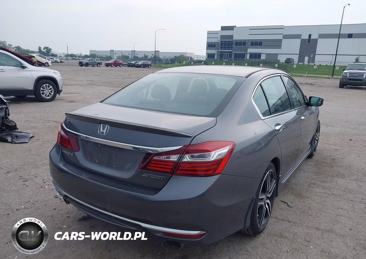 2016 Honda Accord Sport VIN:1HGCR2F51GA138427 - 4