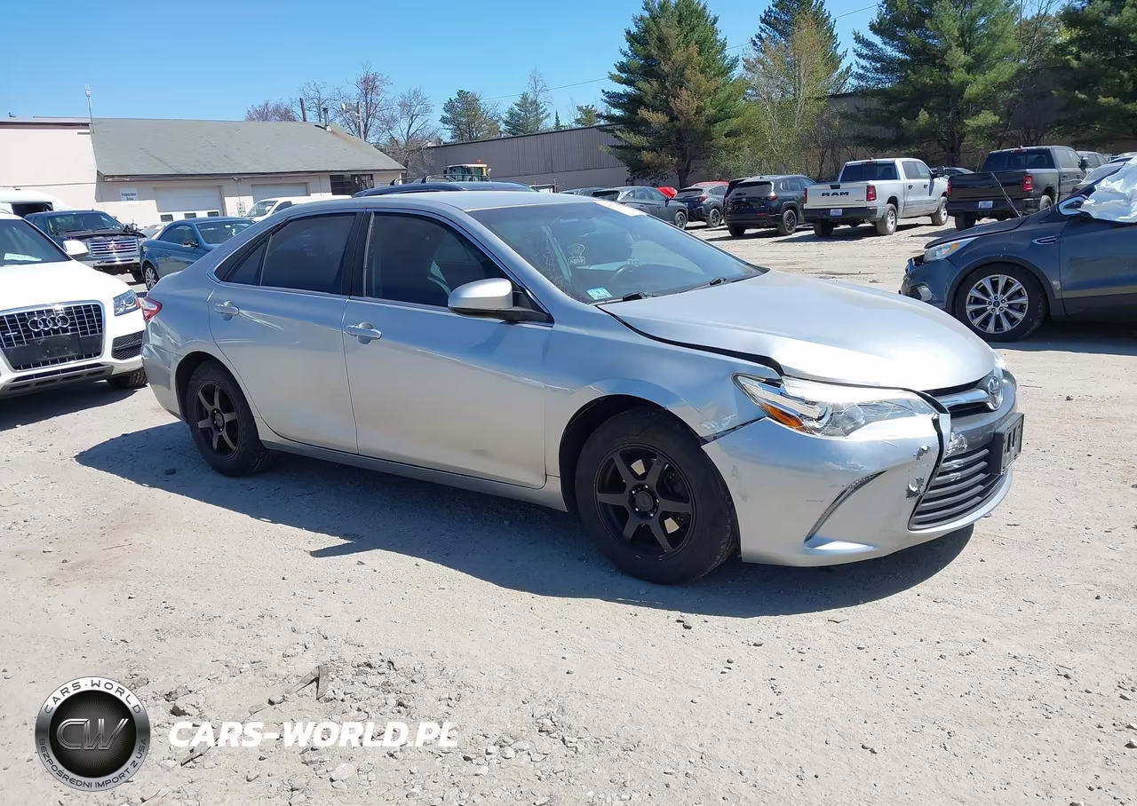 2015 Toyota Camry Le