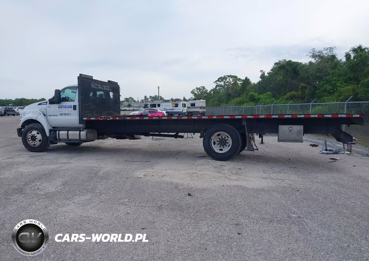 2019 Ford F-650 Diesel VIN:1FDNF6DC7KDF11191 - 14