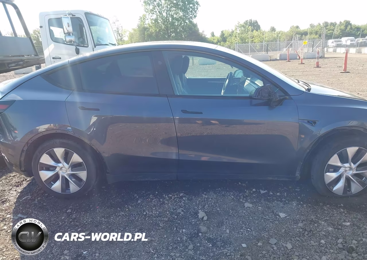 2023 Tesla Model Y Awd-Long Range Dual Motor All-Wheel Drive VIN:7SAYGDEE1PF884457 - 14