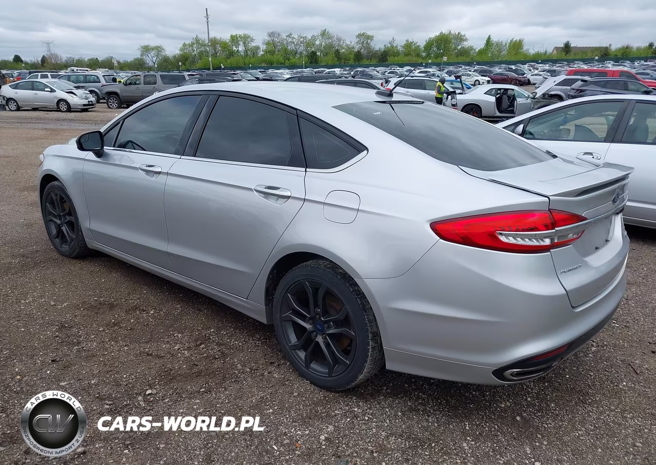 2018 Ford Fusion Se VIN:3FA6P0H9XJR180054 - 3