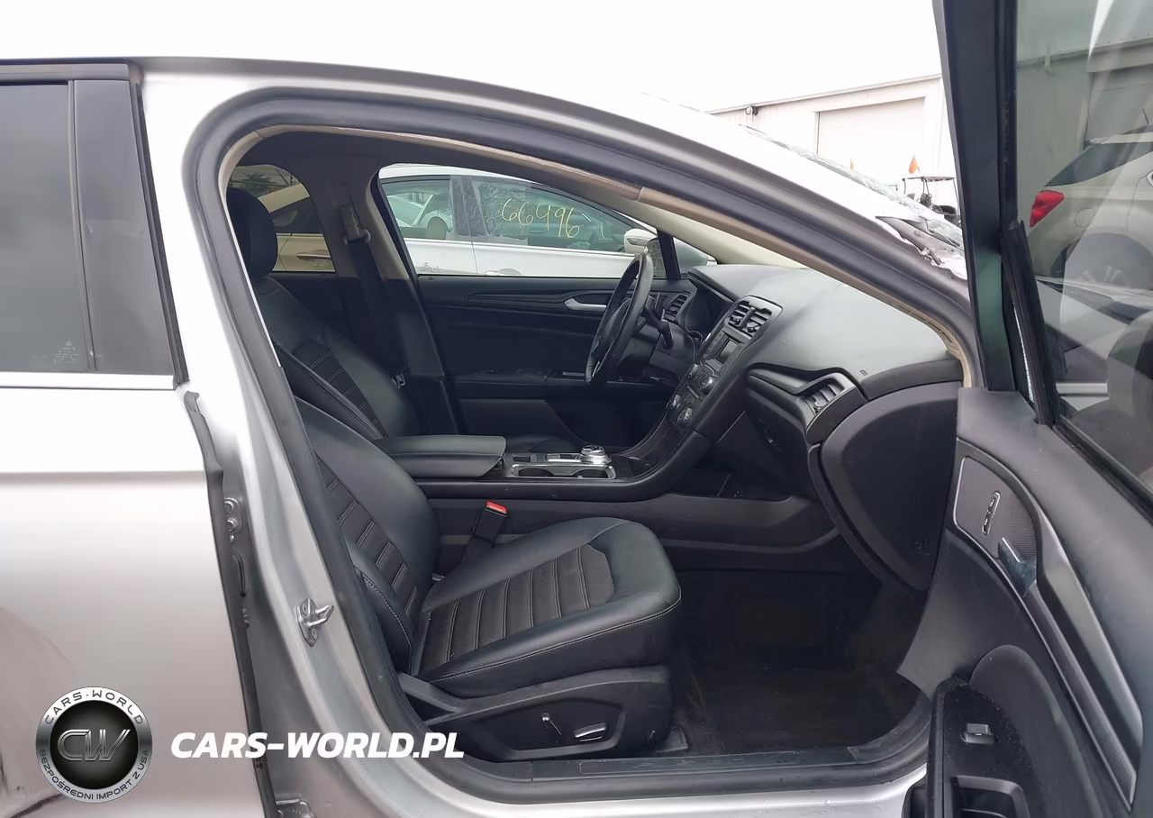 2018 Ford Fusion Se VIN:3FA6P0H9XJR180054 - 5