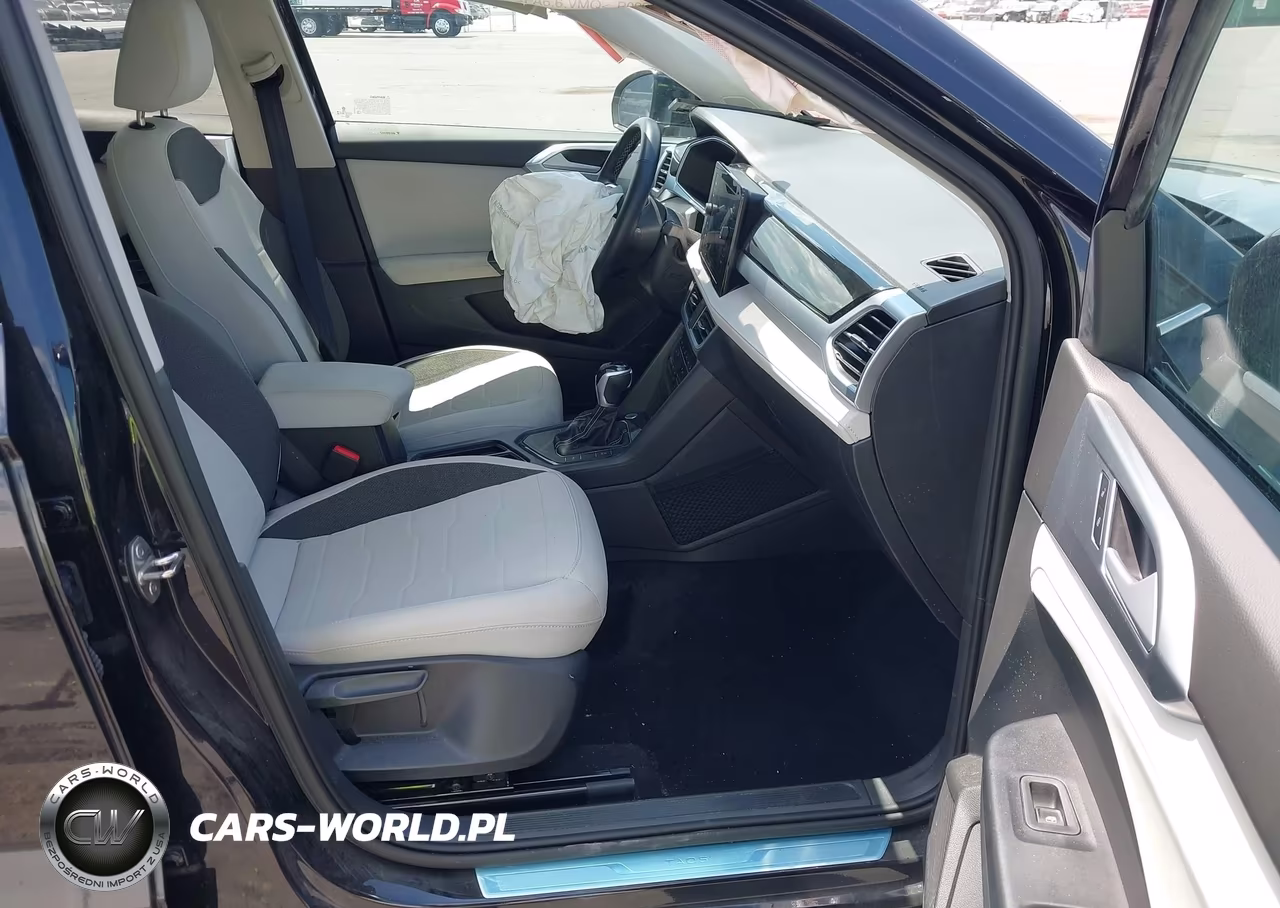 2025 Volkswagen Taos 1.5T Se VIN:3VVEC7B21SM015404 - 5