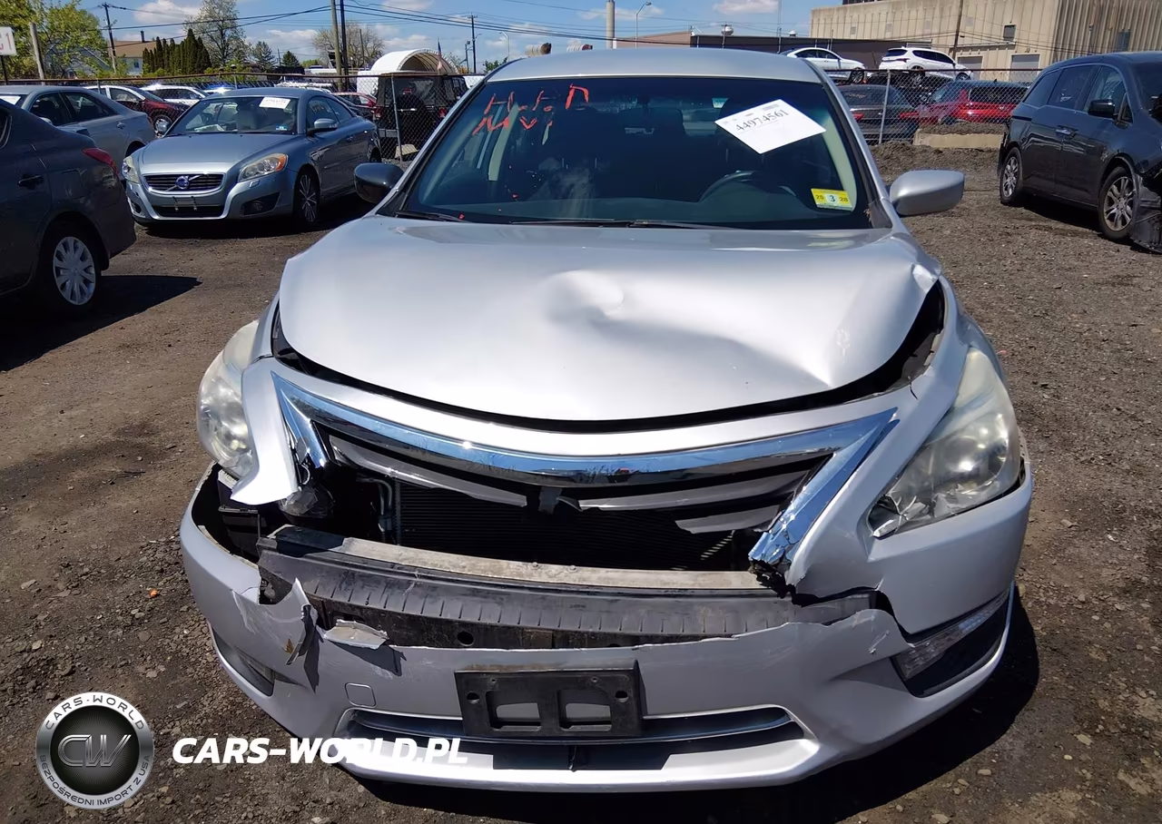 2014 Nissan Altima 2.5 S VIN:1N4AL3AP0EN371345 - 12