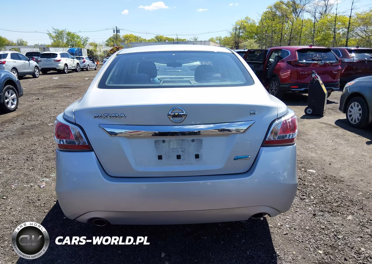 2014 Nissan Altima 2.5 S VIN:1N4AL3AP0EN371345 - 16