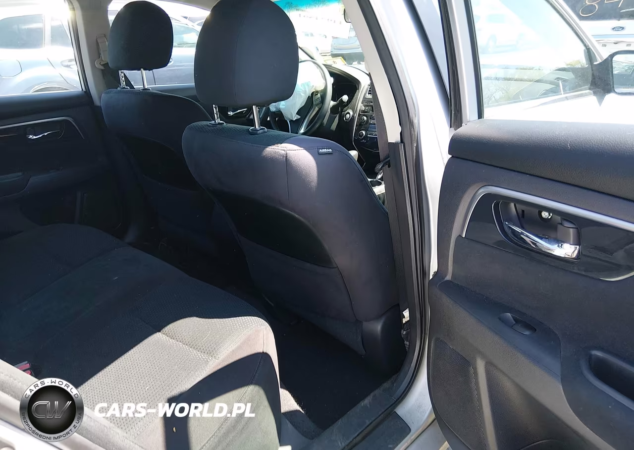 2014 Nissan Altima 2.5 S VIN:1N4AL3AP0EN371345 - 8