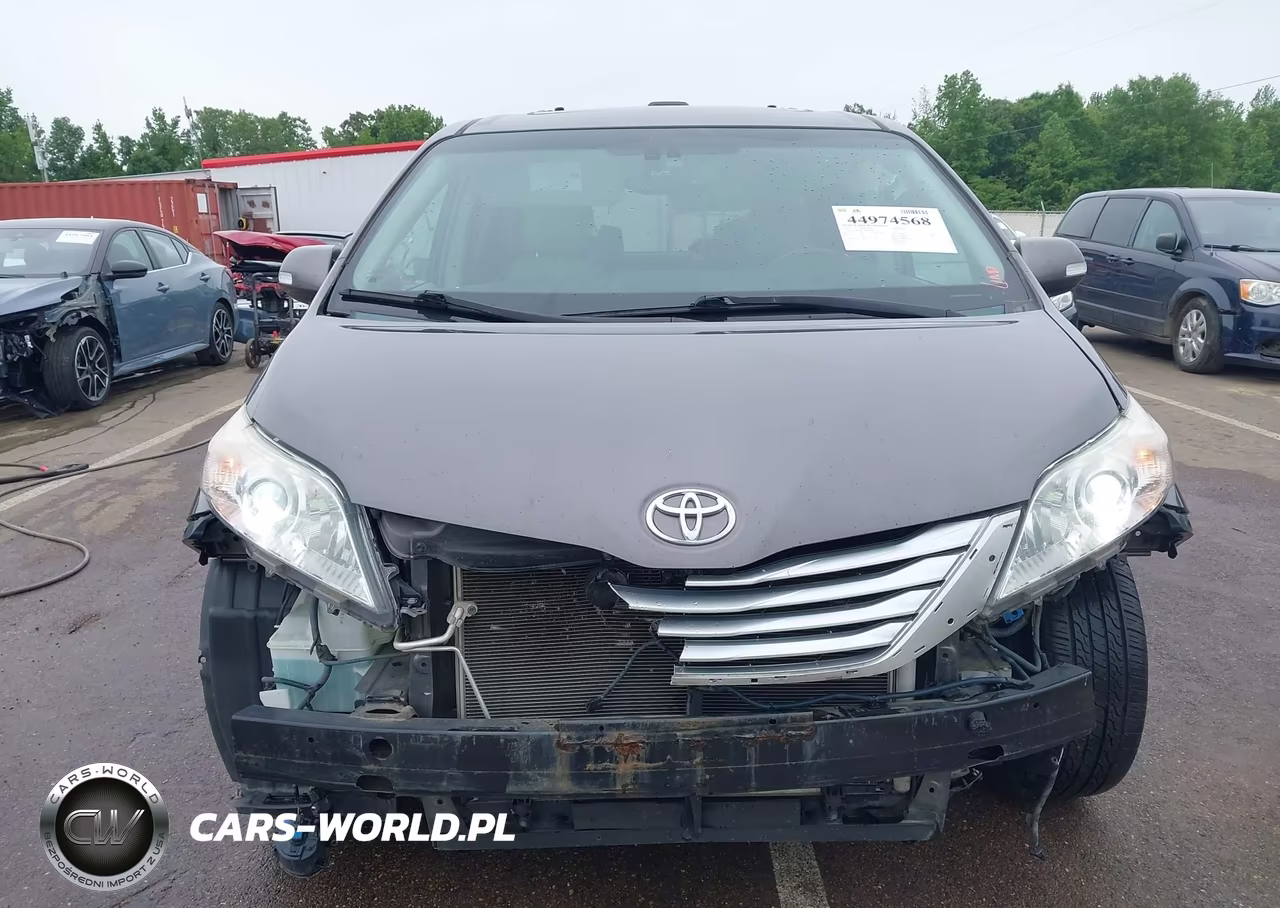 2013 Toyota Sienna Limited 7 Passenger VIN:5TDDK3DC5DS060540 - 13