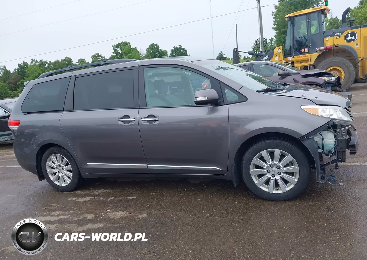 2013 Toyota Sienna Limited 7 Passenger VIN:5TDDK3DC5DS060540 - 14