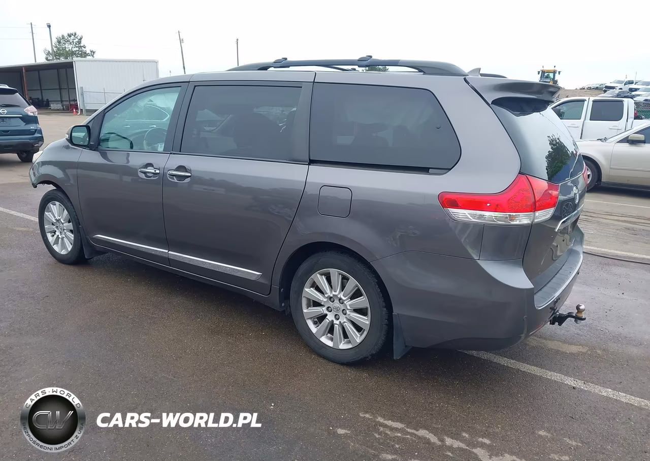 2013 Toyota Sienna Limited 7 Passenger VIN:5TDDK3DC5DS060540 - 3