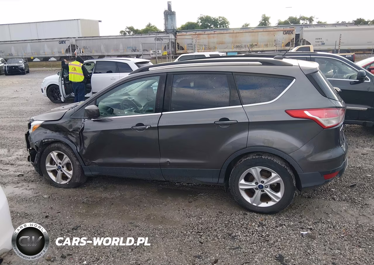 2015 Ford Escape Se VIN:1FMCU0GX5FUB42670 - 14