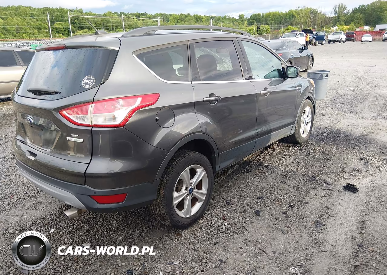 2015 Ford Escape Se VIN:1FMCU0GX5FUB42670 - 4