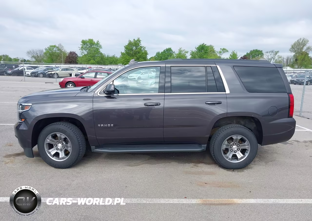 2018 Chevrolet Tahoe Ls VIN:1GNSKAEC3JR319957 - 14